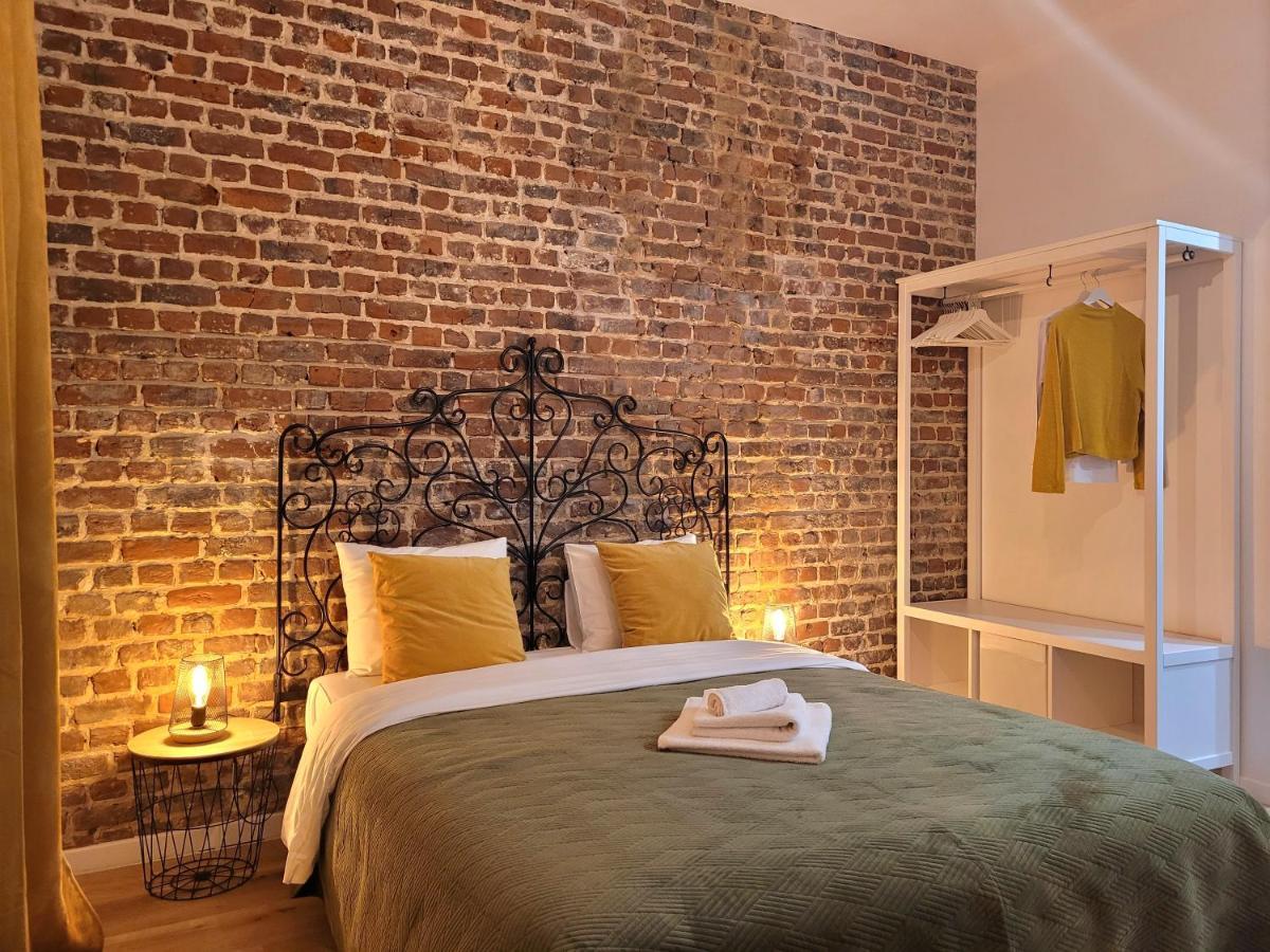 Brand New Iris Room With Private Bathroom And Balcony Brussels Exterior photo