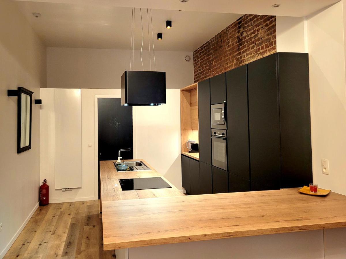 Brand New Iris Room With Private Bathroom And Balcony Brussels Exterior photo