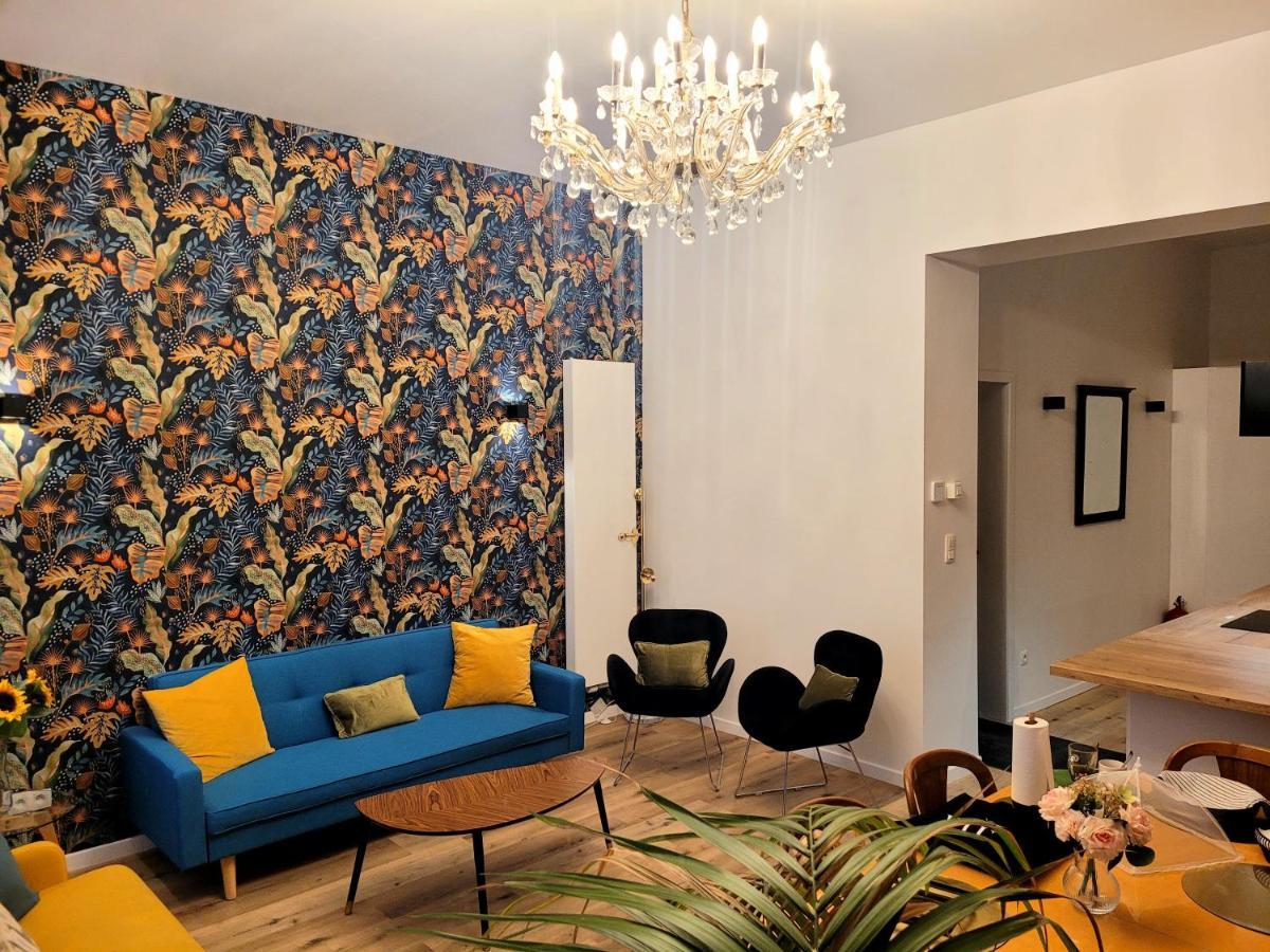 Brand New Iris Room With Private Bathroom And Balcony Brussels Exterior photo